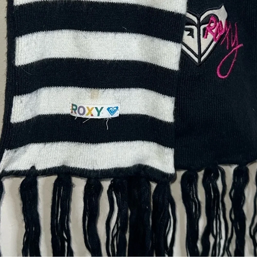 Roxy Black and White Striped Fringed Scarf with Pink Embroidered Logo